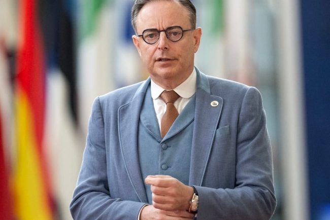 Stupiditate pura Premierul Belgian condamna esecul avionului de vanatoare franco german