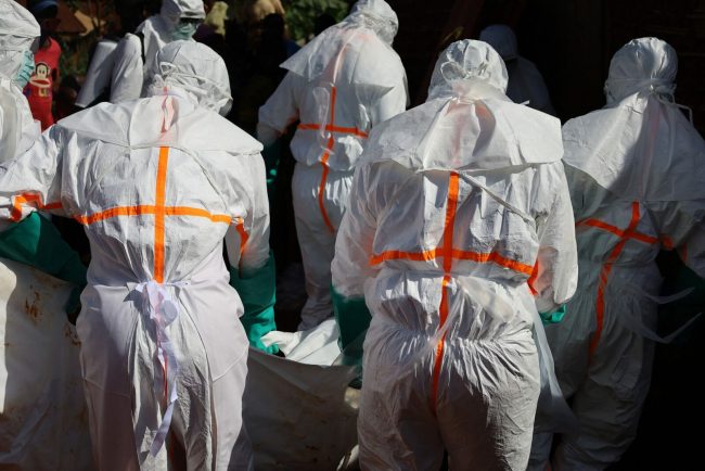 Trei noi vaccinuri experimentale impotriva virusului Ebola vor primi sustinere financiara