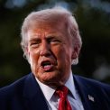 Trump ameninta Iranul cu atacuri devastatoare in aceasta noapte si declara ca SUA vor prelua controlul asupra infrastructurii petroliere