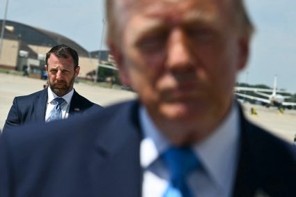 Trump o numește pe o oficială din poliția din Oklahoma pentru a conduce ICE.