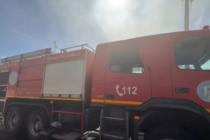 Un bărbat a murit într-un apartament cuprins de flăcări.