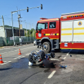 accident in jucu cluj un motociclist si un pasager din masina implicata au fost raniti si transportati de urgenta la spital