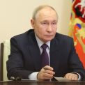 acest lucru este clara putin confirma ca atacurile ucrainene sunt cauza penuriei de combustibil din rusia
