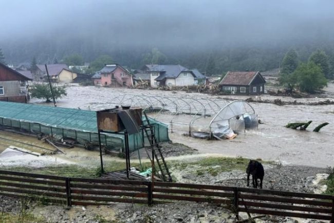 alerta de inundatii in cluj in acest weekend pe somesul mic si aries cod galben pentru viituri rapide torenti si scurgeri de pe versanti