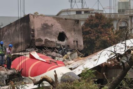 Cazul Air India readuce în atenție tragediile aviatice în care piloții au fost suspectați că au provocat intenționat prăbușiri de aeronave.
