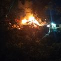 incendiu de amploare doua case in flacari focul sa extins de la una la alta o femeie din cluj a avut un atac de panica cauza scurtcircuit