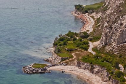 Scandalul imens care agitără Bulgaria: Peste 100 de clădiri au fost ridicate ilegal într-o zonă protejată de pe litoralul Mării Negre.