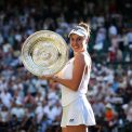 A castigat Wimbledon dar ii surprinde pe toti Planul incredibil al Lindei Noskova dupa primul titlu de Grand Slam
