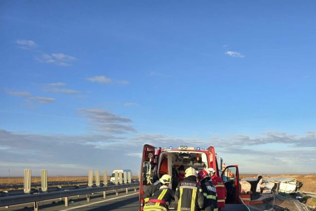 Accident pe drumul spre Litoral doi copii raniti in urma coliziunii dintre trei automobile