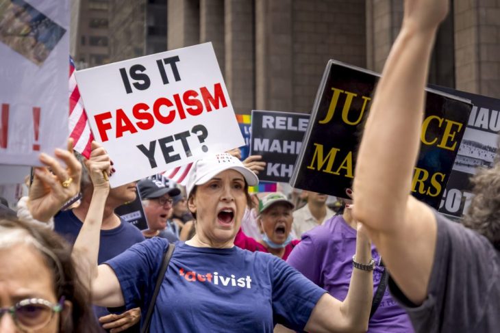 Curtea Suprema a SUA blocheaza incercarea lui Donald Trump de a restrictiona dreptul la cetatenie prin nastere