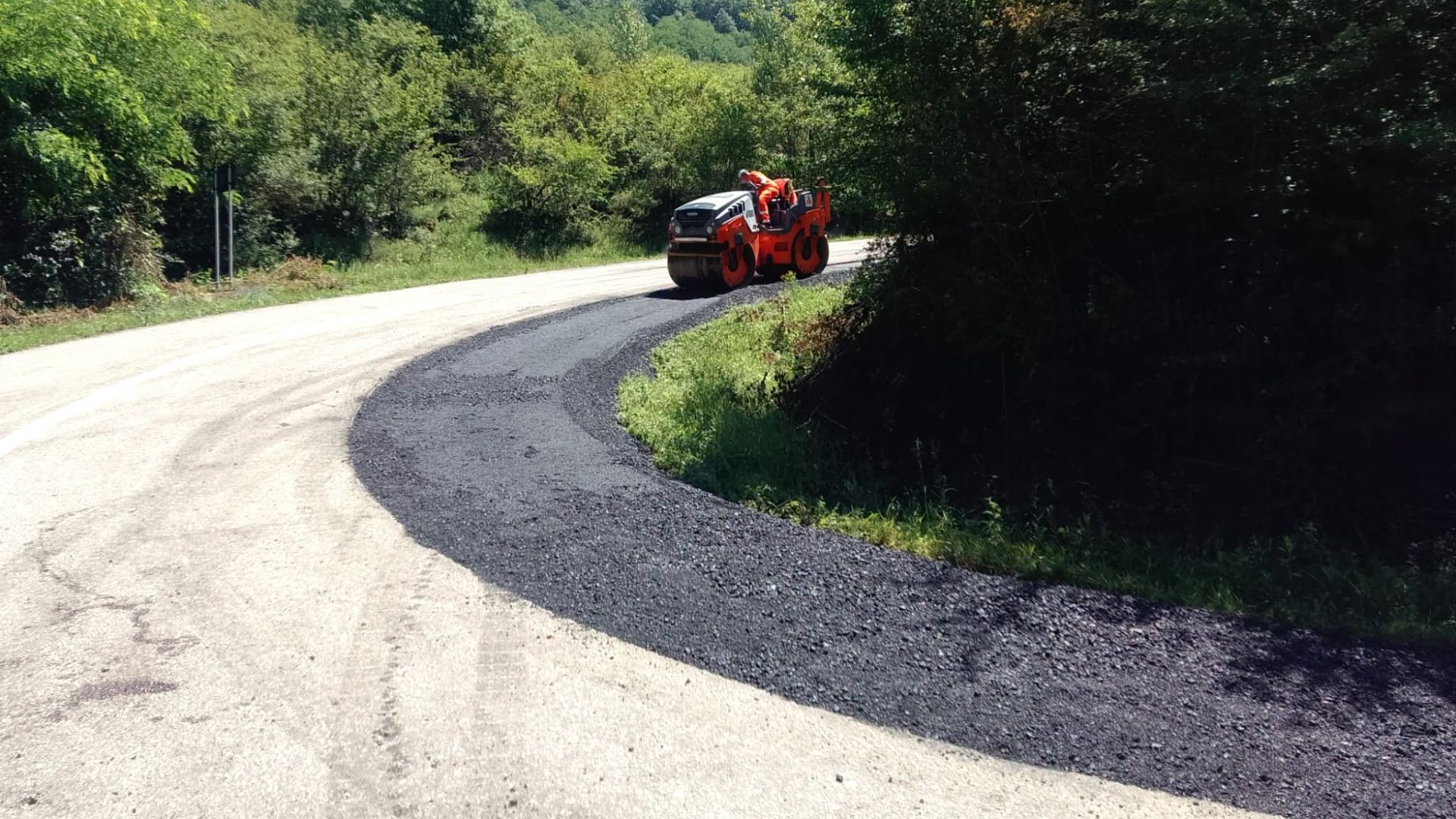 Drumul care leaga sase sate din Cluj de orase importante a fost modernizat Consiliul Judecean a finalizat lucrarile pe DJ 109B