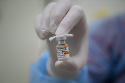 După România, Polonia se confruntă și ea cu suspendarea fondurilor pentru controlul aerian în controversa privind vaccinurile anti-COVID.