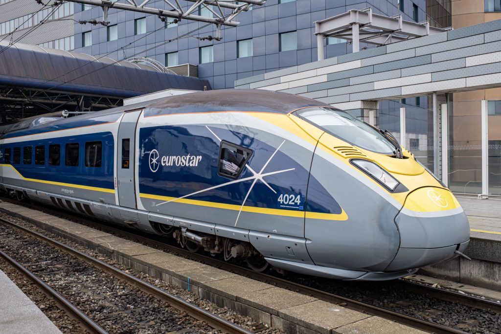 Europa se pregateste pentru veri de 55C Eurostar isi reconfigureaza trenurile din cauza schimbrilor climatice