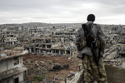 Explozii au fost auzite la Damasc în timpul vizitei lui Macron.