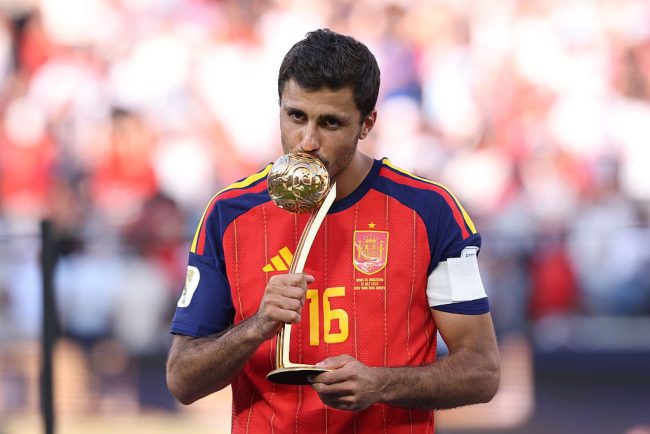 FIFA a clarificat alegerea neasteptata De ce Rodri a fost desemnat castigatorul Balonului de Aur al Mondialului