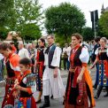 FOTO Parada care a impresionat un oras din Cluj Costume traditionale au transformat orasul intr un adevrat spectacol de culoare