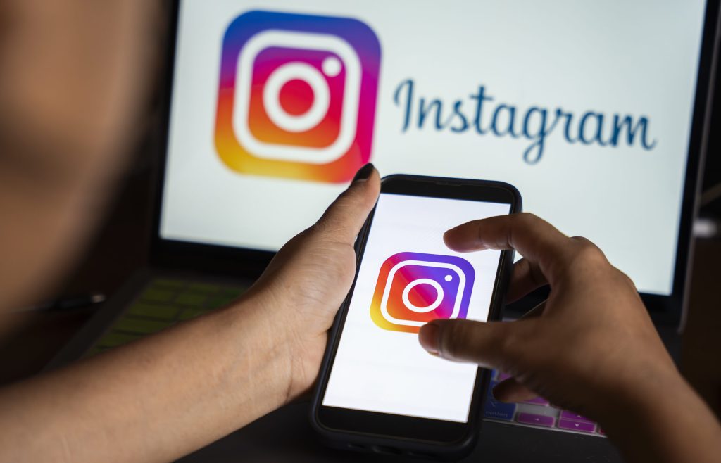 Facebook si Instagram sunt inactive Mii de utilizatori nu pot accesa conturile lor