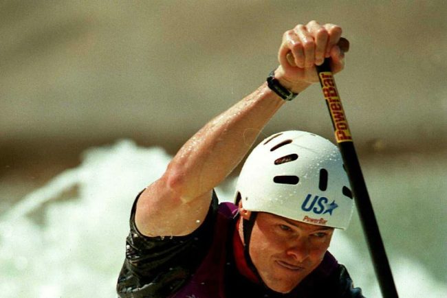 Fostul olimpic american Davey Hearn acuzat de vandalismul bazinului reflectorizant din Washington