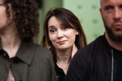 Franța a emis un ordin de expulzare împotriva starului TV rus Xenia Fedorova.