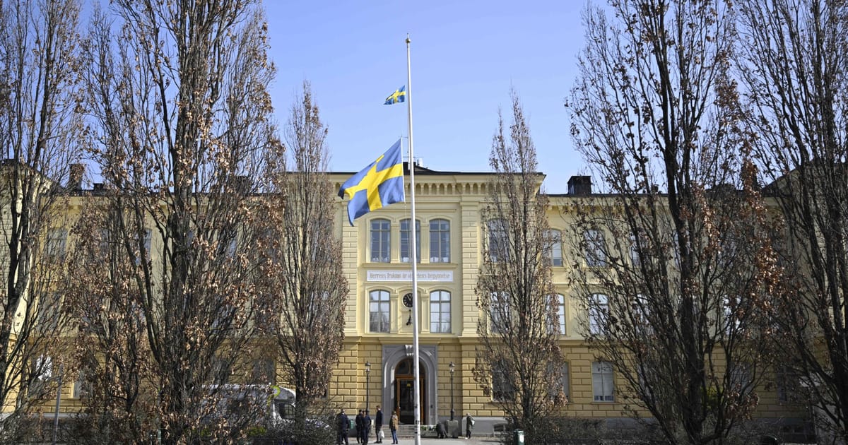 In interiorul luptei din Stockholm pentru a proteja copiii de bande
