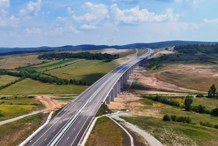 Informatii eseniale pentru soferii din Cluj Un nou segment al Autostrazii Transilvania ar putea fi deschis circulatiei in aceasta luna