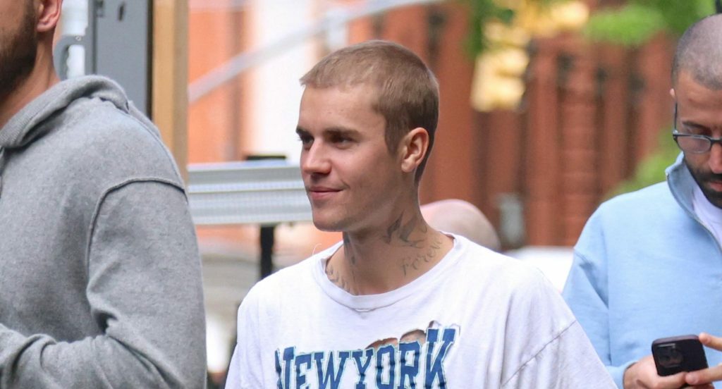 Justin Bieber se va alatura Madonnei si Shakirei in show ul din timpul pauzei finale a Cupei Mondiale FIFA