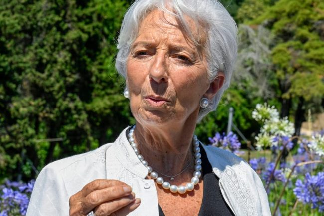 Lagarde propune o iesire anticipata a BCE pentru a influenta campania prezidentiala din Franta