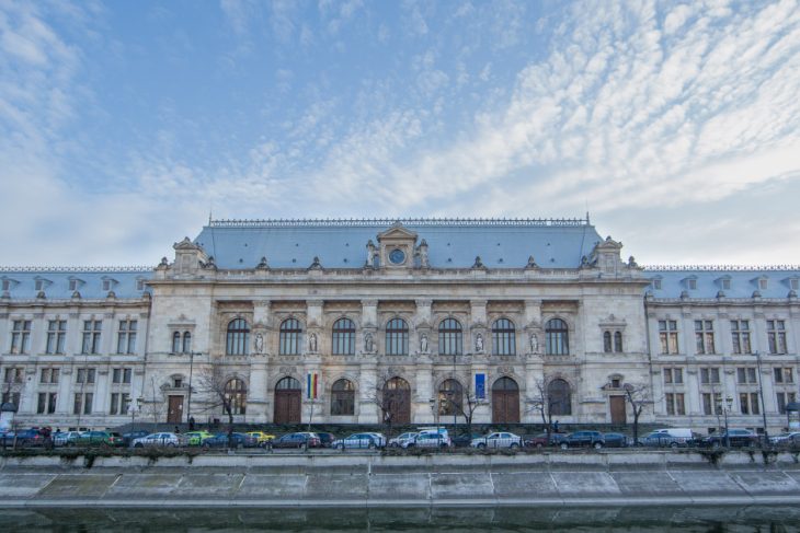 Legea salarizarii a fost suspendata de Curtea de Apel Bucuresti la solicitarea Sanitas Procedura nu poate