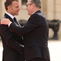 Macron ofera lui Starmer Legiunea de Onoare ca simbol de ramas bun