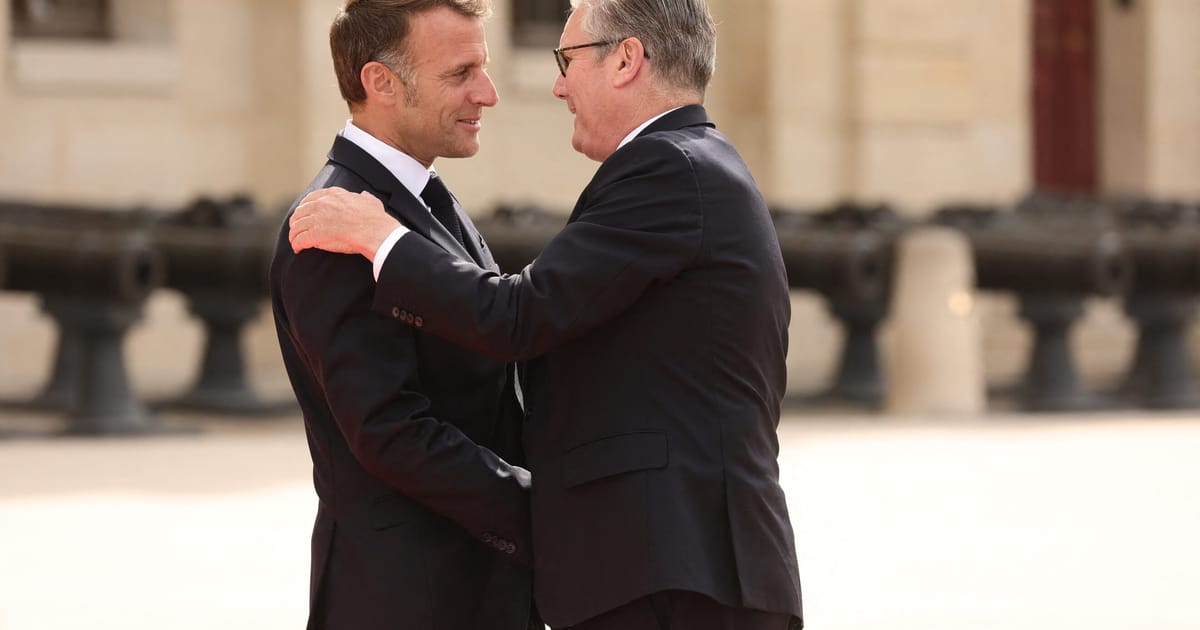 Macron ofera lui Starmer Legiunea de Onoare ca simbol de ramas bun