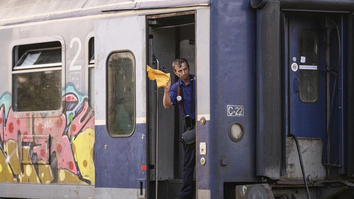 Miruta convoaca directorul CFR Calatori la raport dupa feedbackul pasagerilor 86 nu ar