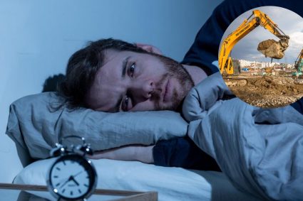„Ne trezim la 5:30 din cauza șantierului”: Nemulțumirea unui clujean față de lucrările care au început la un nou bloc dimineața devreme și continuă inclusiv în weekend.