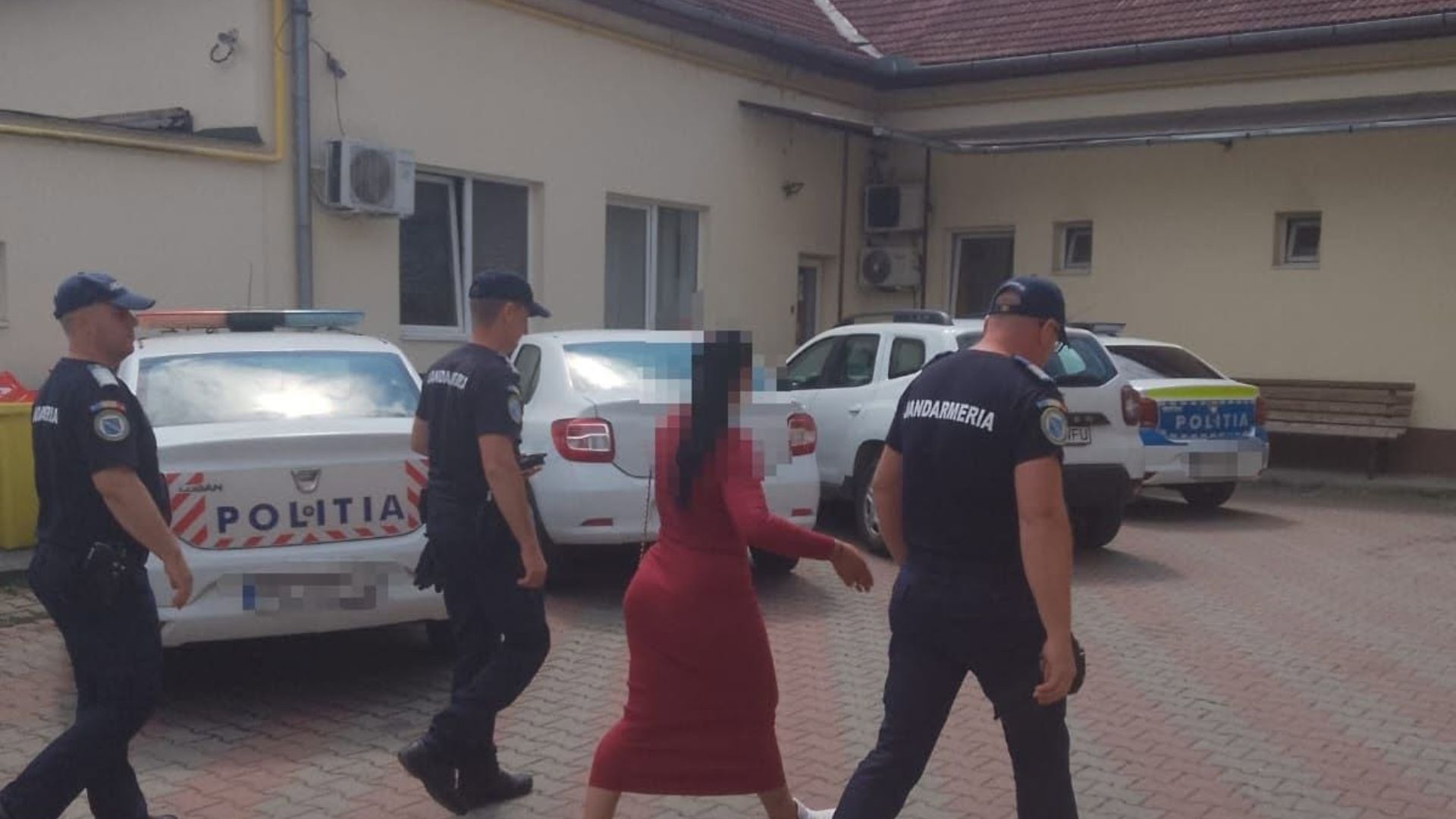 O femeie cautata la nivel international a fost descoperita in timpul unui conflict in Piata Oser din Cluj Napoca Jandarmii au intervenit