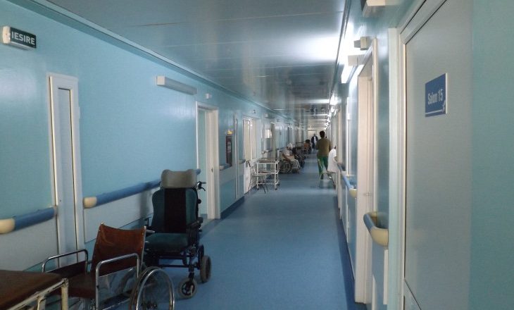 Peste 400 de spitale declanseaza greva de avertisment Luni 20 iulie se suspenda internarile operatiile si consultatiile neurgente