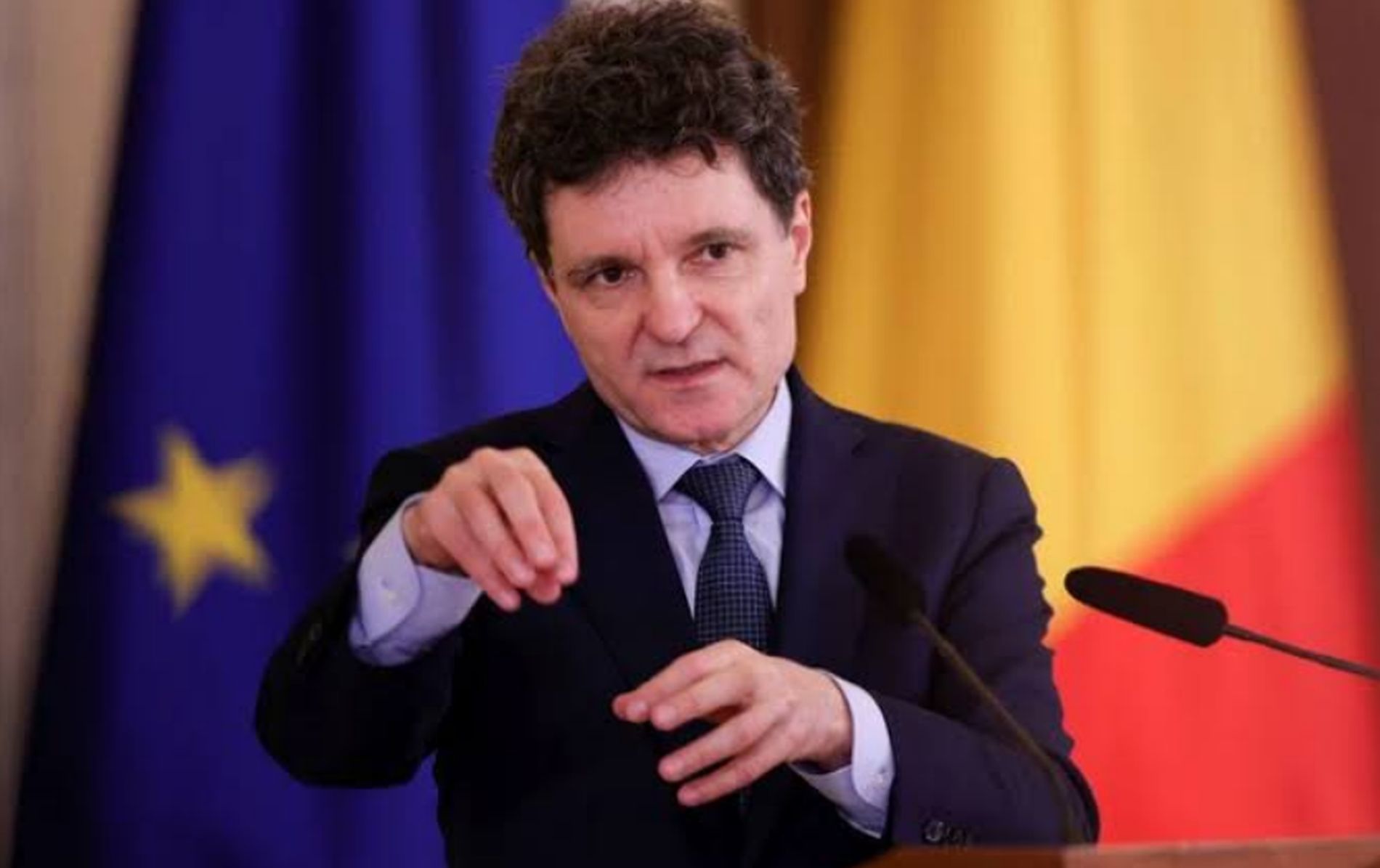 Petrisor Peiu il critica pe Nicusor Dan dupa declaratiile referitoare la AUR A devenit garantul crizei politice Presedintele respinge un Guvern cu sprijinul AUR