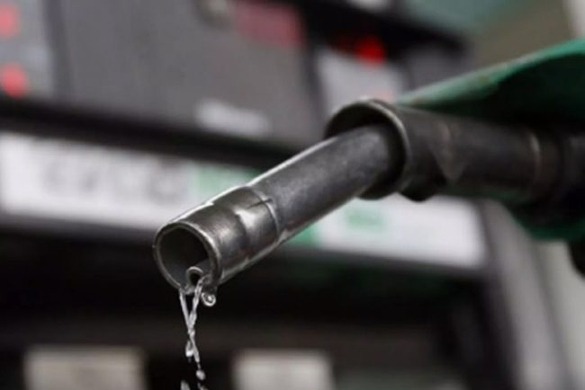 Portugalia Carburantii se vor scumpi considerabil incepand de luni Pretul motorinei se apropie de 2 euro pe litru