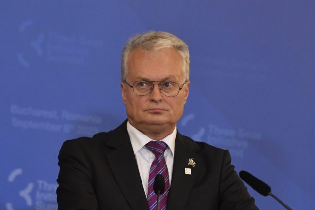 Presedintele Lituaniei Partidele parlamentare au convenit asupra eliminarii interdictiei constitutionale privind armele nucleare