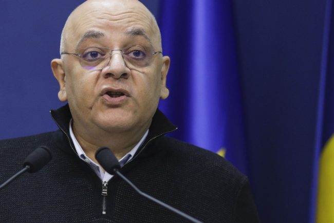 Raed Arafat dupa sechestrul instituit de procurori in cazul contrabandei cu elicoptere O forma de