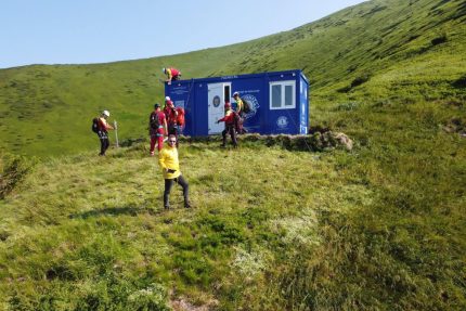 Refugiul din Saua Sugarilor a fost avariat de furtuna inainte de inaugurare DSU anunta interventii suplimentare