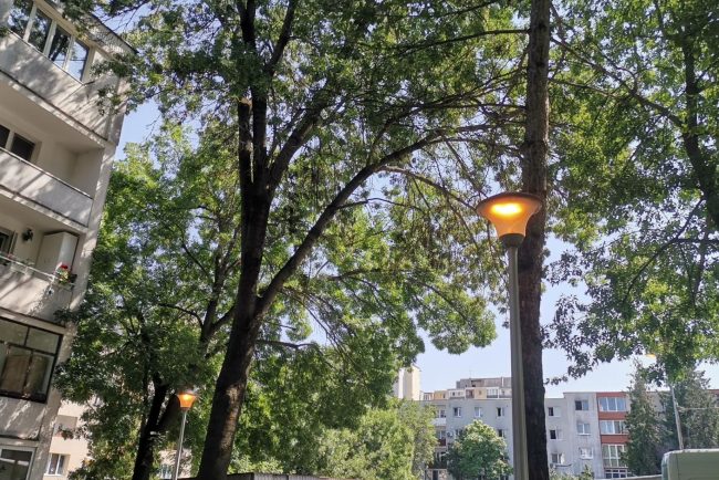 Revolta in cartierul Manastur dupa ce un clujean a observat stalpii de iluminat aprinsi la ora 11 30 Iata pe ce se cheltuie banii contribuabililor
