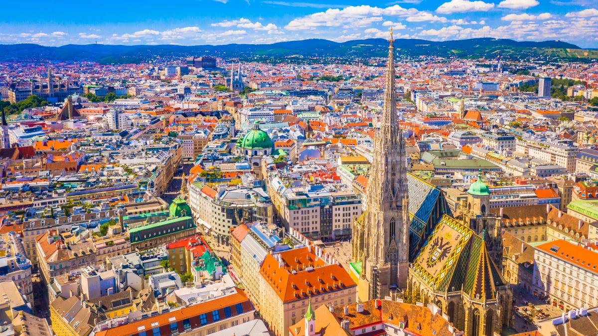 Soc pentru turisti Unul dintre cele mai populare orase din Europa isi dubleaza taxa pe turism Hotelierii avertizeaza Isi va pierde attractia