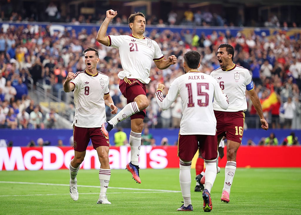 Spania se afla la un pas de o dubla performanta istorica Doua recorduri pot fi doborate in finala Campionatului Mondial