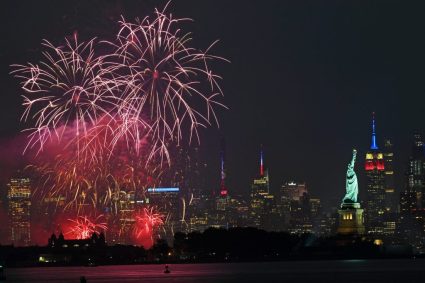 Spectacol impresionant pe cerul Americii: Cele mai uimitoare focuri de artificii planificate pentru 4 Iulie