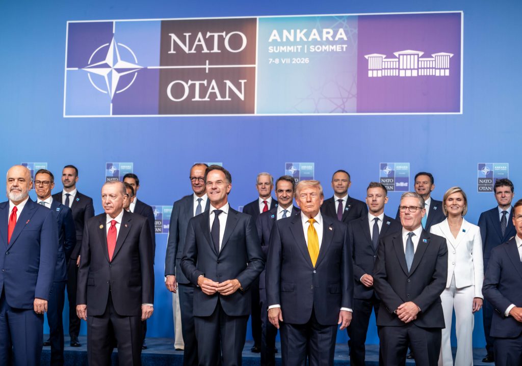 Summitul NATO de la Ankara ziua a doua Trump le a spus aliatilor ca vrea ca SUA sa ramana in NATO