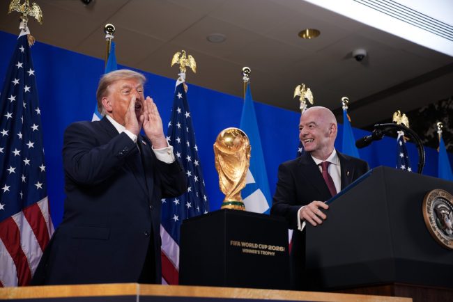 Trump vrea ca SUA sa gazduiasca din nou un Campionat Mondial dar fara Mexic si Canada