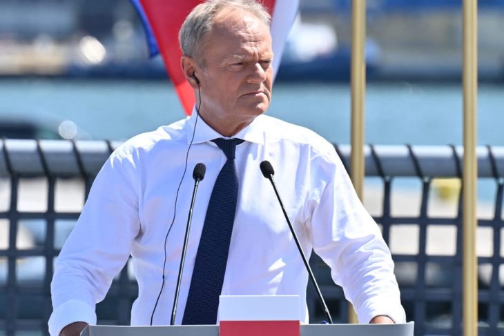 Tusk indeamna Ucraina sa contribuie la repararea relatiilor cu Polonia