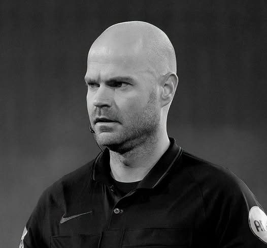 Un arbitru olandex a murit la cateva saptamani dupa ce a fost exclus de la Cupa Mondiala