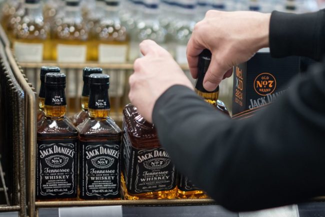 Un roman a fost sanctionat cu o amenda de 18 milioane de euro in Belgia pentru frauda fiscala legata de accizele pe alcool