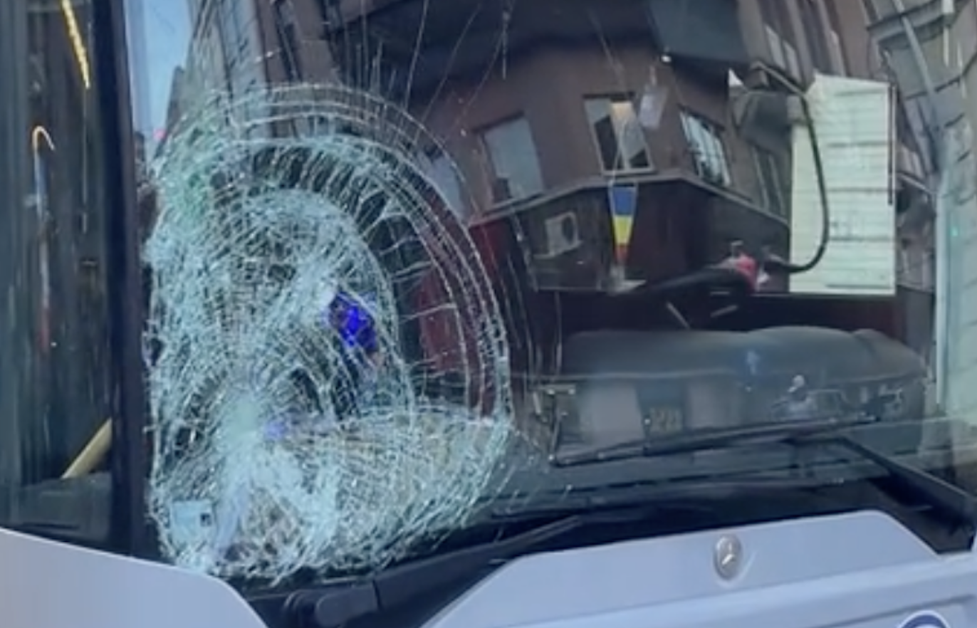 VIDEO Cum s a produs accidentul din Cluj Napoca in care o tanara a fost lovita de autobuz Adolescentea a traversat pe rosu Ce informatii au obtinut politistii