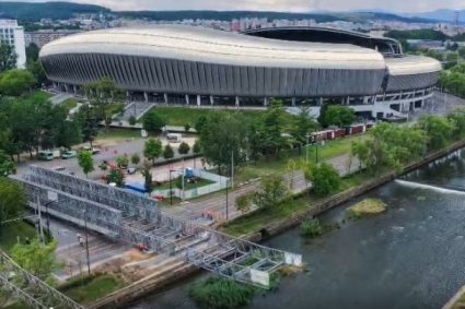 VIDEO: Imagini impresionante cu montarea noului pod provizoriu Garibaldi. TIMELAPSE realizat de un prominent fotograf din Cluj.